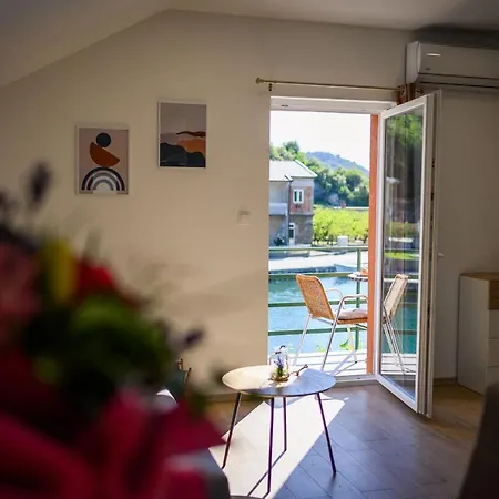 Bonaca Διαμέρισμα Rogotin